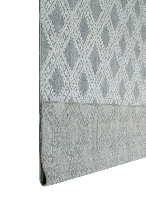 TIMELESS ELEGANCE NATURAL GREY